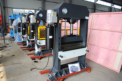 HP100T liquid press works